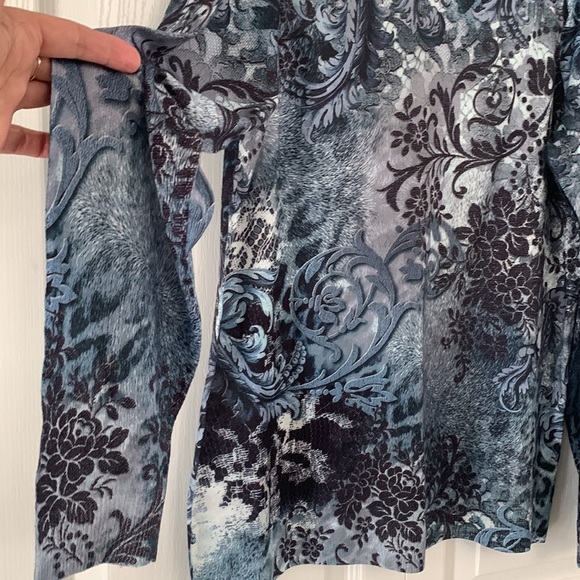 Northern Reflections dressy top, blue, black with tiny bling accents - Picture 4 of 11